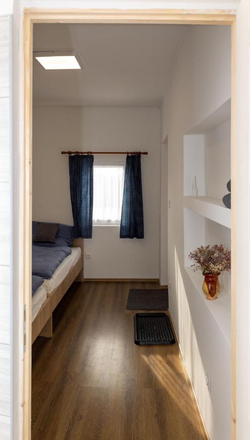 Takács Pince apartman Hajos Esterno foto